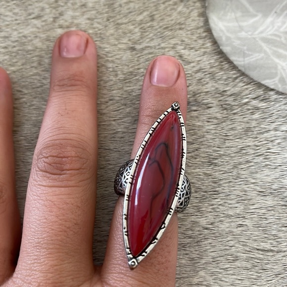 Red stone ring | Western Jewelry - Picture 1 of 2